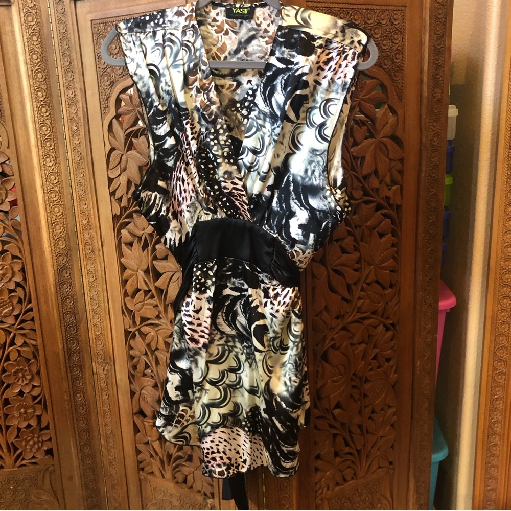 YASB blouse with tie at waist